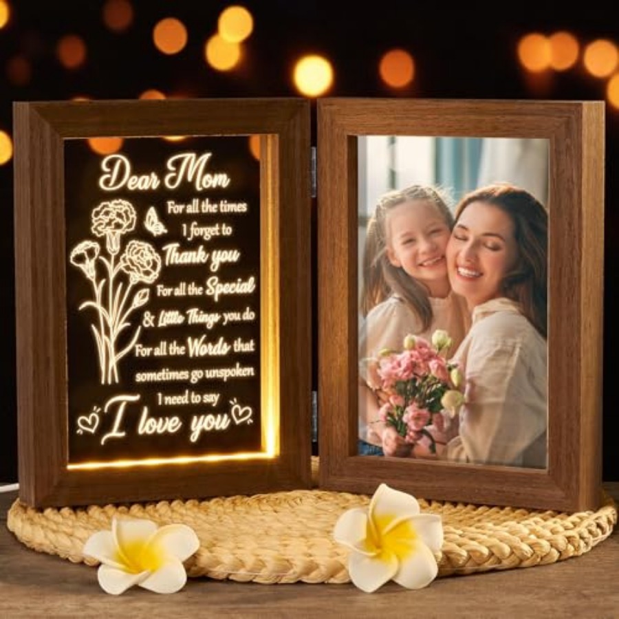 Mom Gifts from Daughters Son C - Engraved Wood Frame บทวิจารณ์และราคา