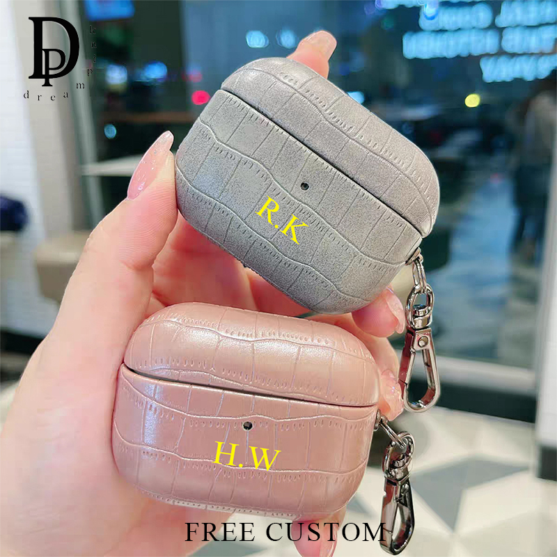 Custom Name Crocodile Leather  - Monogram Keychain Leather บทวิจารณ์และราคา