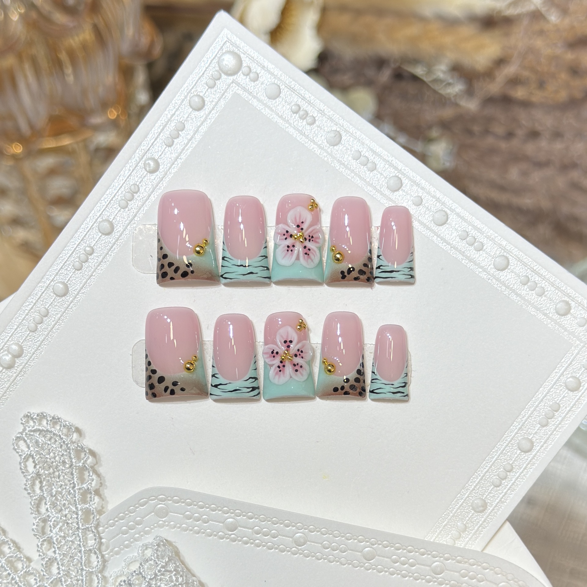 10pcs Press on Nails Duck Mout - Pressed Flower Art บทวิจารณ์และราคา