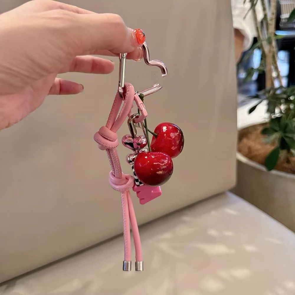 Y2k Cute Cherry Alphabet PU Le - Monogram Keychain Leather บทวิจารณ์และราคา