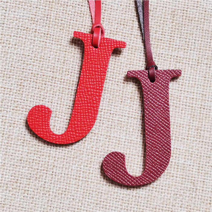 English Letter H I J K L M N A - Monogram Keychain Leather บทวิจารณ์และราคา