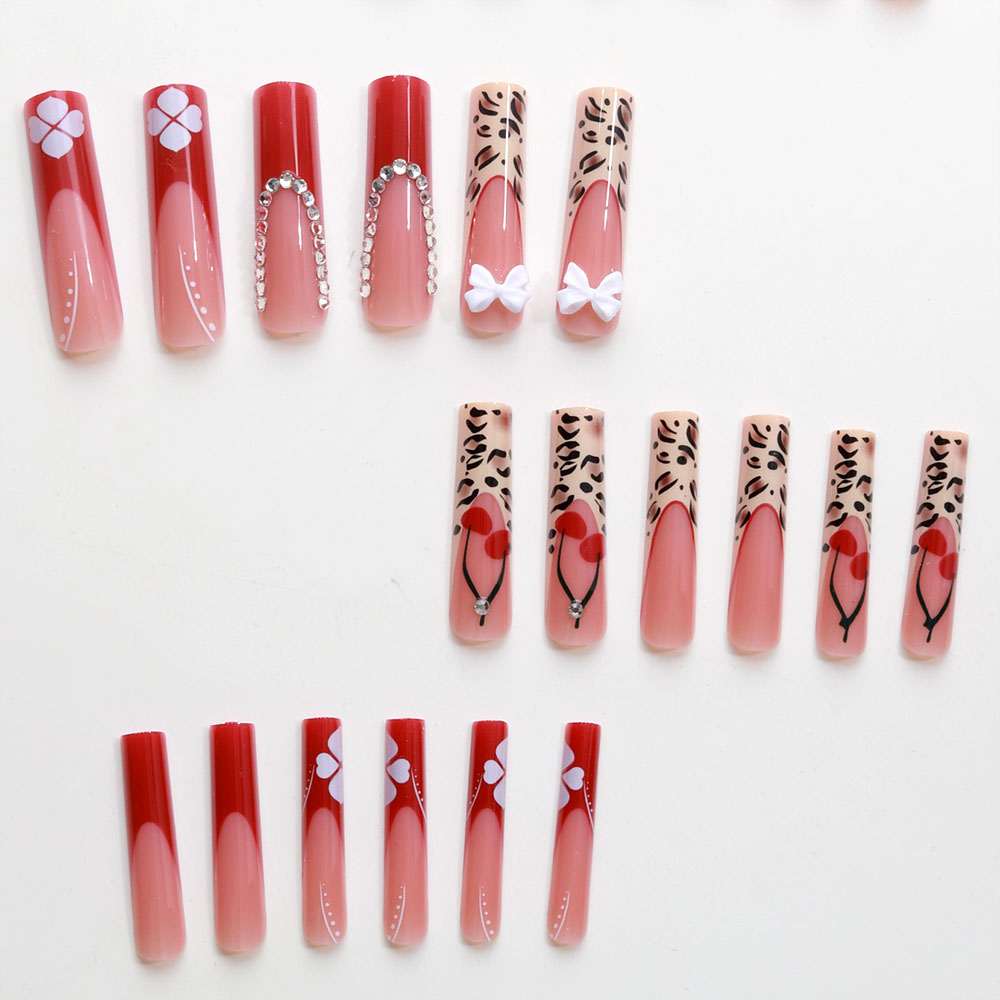 24pcs Wearable Press on Nails  - Pressed Flower Art บทวิจารณ์และราคา