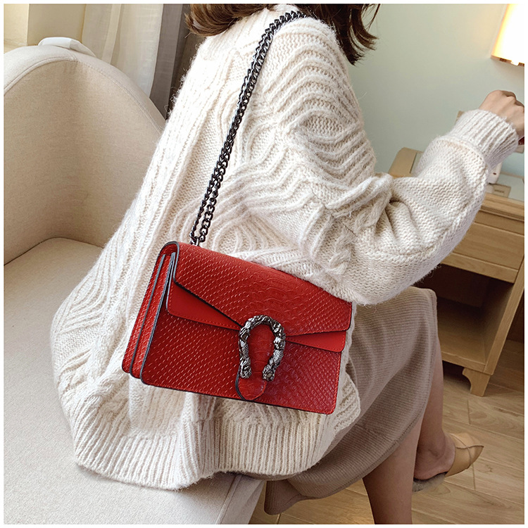 Scarf Pattern Lipstick Keychai - Monogram Keychain Leather บทวิจารณ์และราคา